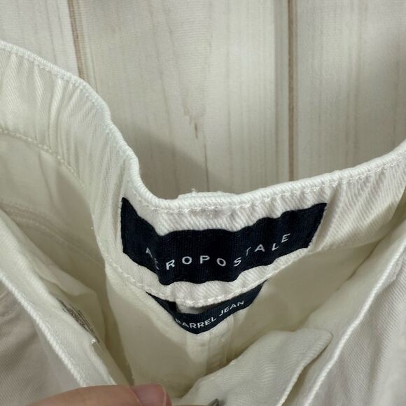Aeropostale Women’s XXL White Barrel Jeans New - Picture 3 of 6